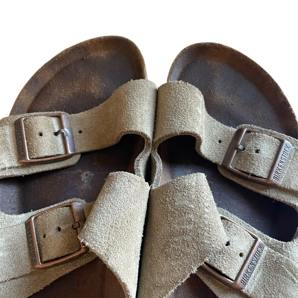 Birkenstock Arizona sandals in a taupe or beige suede leather size 5-5.5 or 36 - Picture 12 of 15